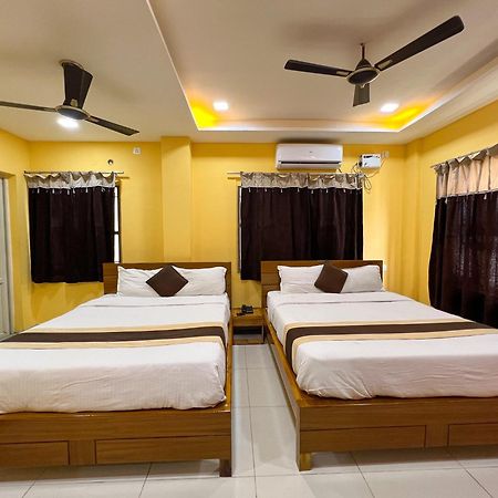 Le Hotel Host Tiruchirappalli Экстерьер фото